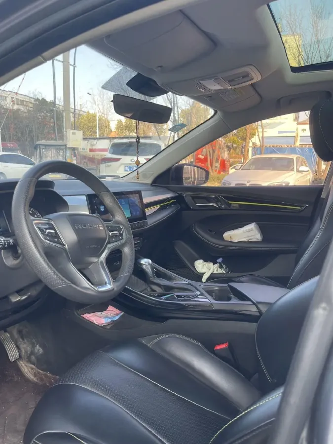 2021 Roewe i5 1.5L 120HP L4 CVT,autocango,china used car exporter,china ev exporter,chinese used car exporter,chinese used ev exporter