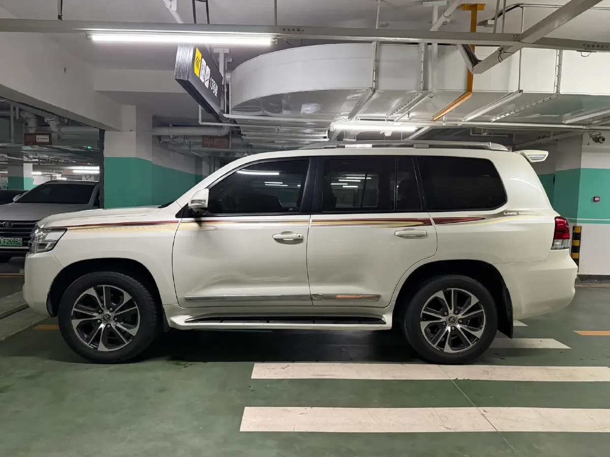 2020 Chevrolet Monza 1.0T 125HP L3 6MT,autocango,china used car exporter,china ev exporter,chinese used car exporter,chinese used ev exporter