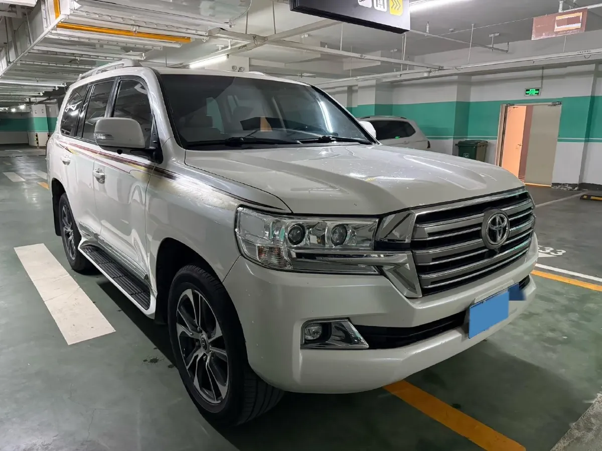 2020 Chevrolet Monza 1.0T 125HP L3 6MT,autocango,china used car exporter,china ev exporter,chinese used car exporter,chinese used ev exporter