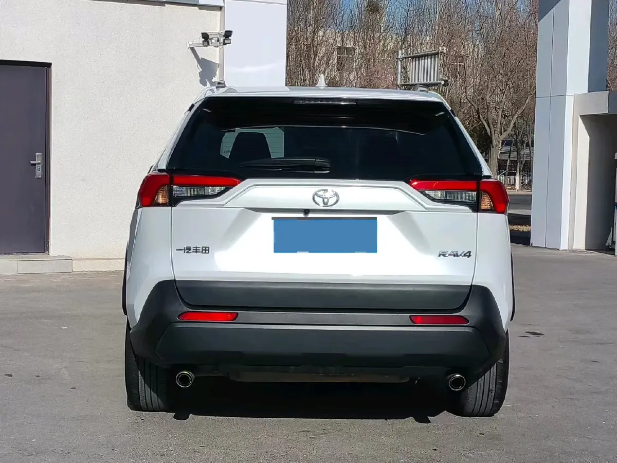 2024 Toyota RAV4 2.0L 171HP L4 CVT,autocango,china used car exporter,china ev exporter,chinese used car exporter,chinese used ev exporter