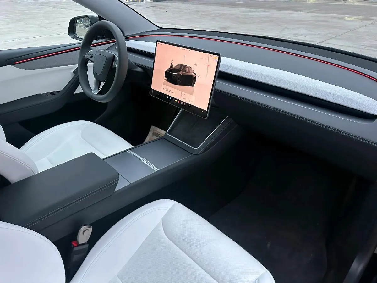 2025 Tesla Model Y BEV 62.5KWH,autocango,china used car exporter,china ev exporter,chinese used car exporter,chinese used ev exporter