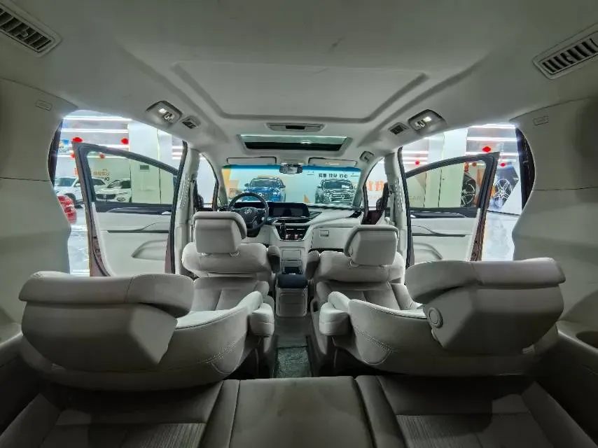 2022 Buick GL8 2.0T 237HP L4 9AT,autocango,china used car exporter,china ev exporter,chinese used car exporter,chinese used ev exporter