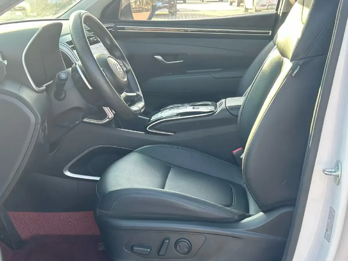 2023 Hyundai Tucson 1.5T 200HP L4 8AT,autocango,china used car exporter,china ev exporter,chinese used car exporter,chinese used ev exporter