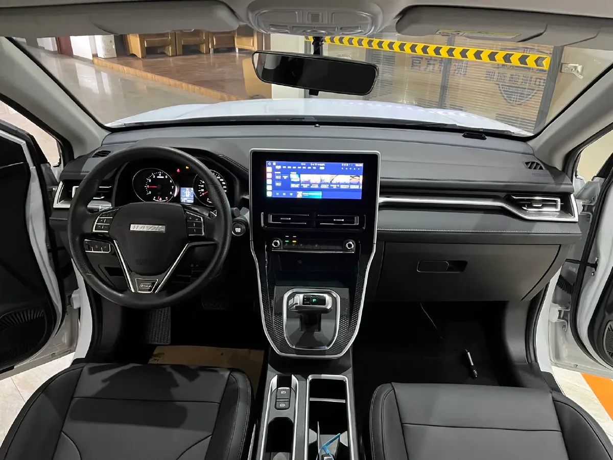 2023 Haval M6 1.5T 150HP L4 7DCT,autocango,china used car exporter,china ev exporter,chinese used car exporter,chinese used ev exporter