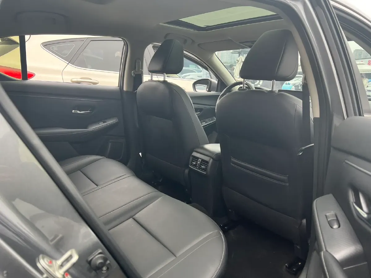 2021 Nissan Sylphy 1.6L 135HP L4 CVT,autocango,china used car exporter,china ev exporter,chinese used car exporter,chinese used ev exporter