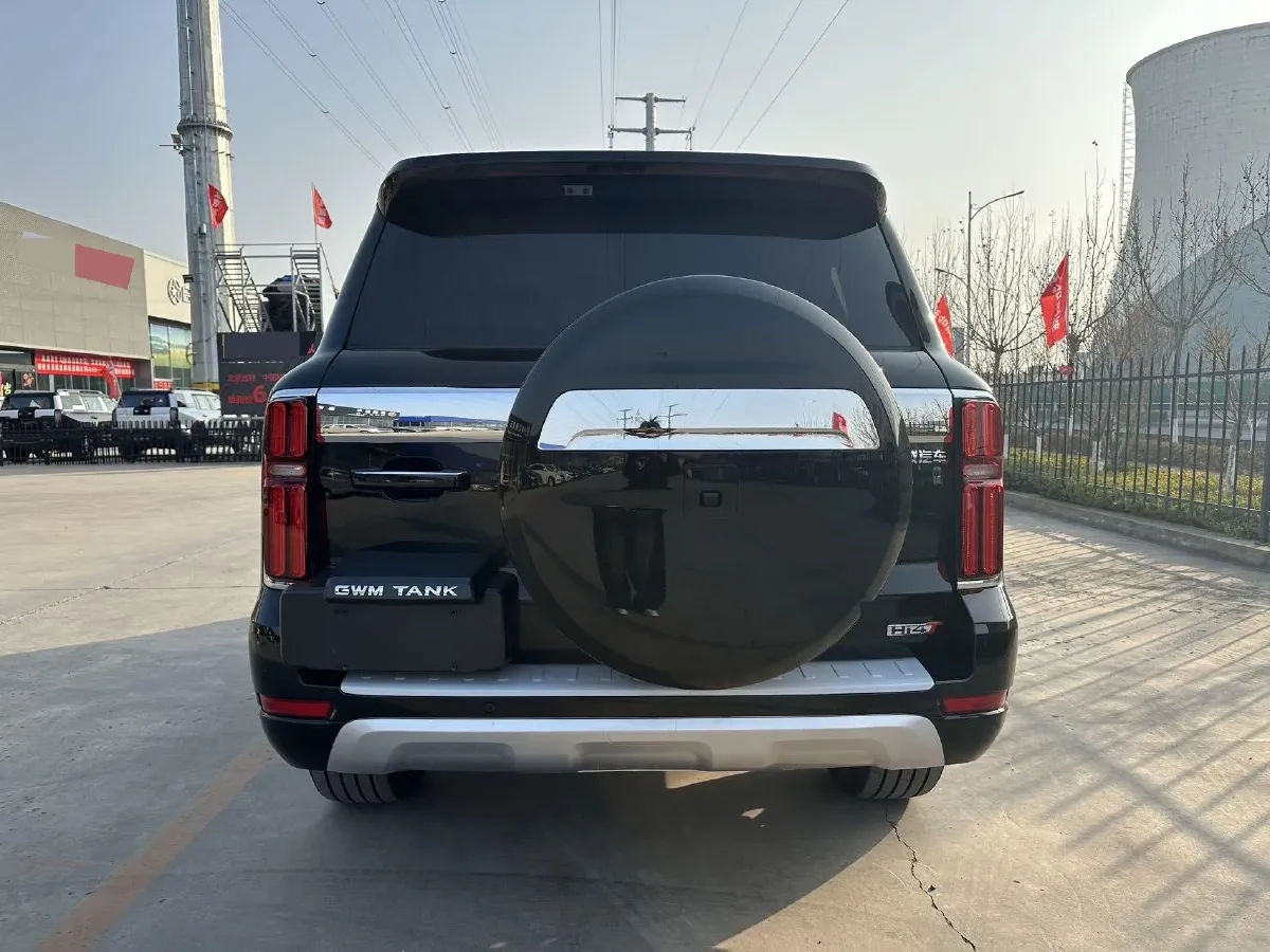 2026 Tank 500 2.0T 252HP L4 9AT PHEV,autocango,china used car exporter,china ev exporter,chinese used car exporter,chinese used ev exporter