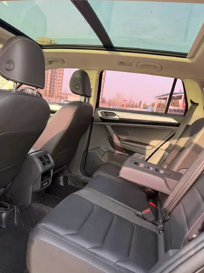 2020 Volkswagen Tayron 2.0T 186HP L4 7DCT,autocango,china used car exporter,china ev exporter,chinese used car exporter,chinese used ev exporter