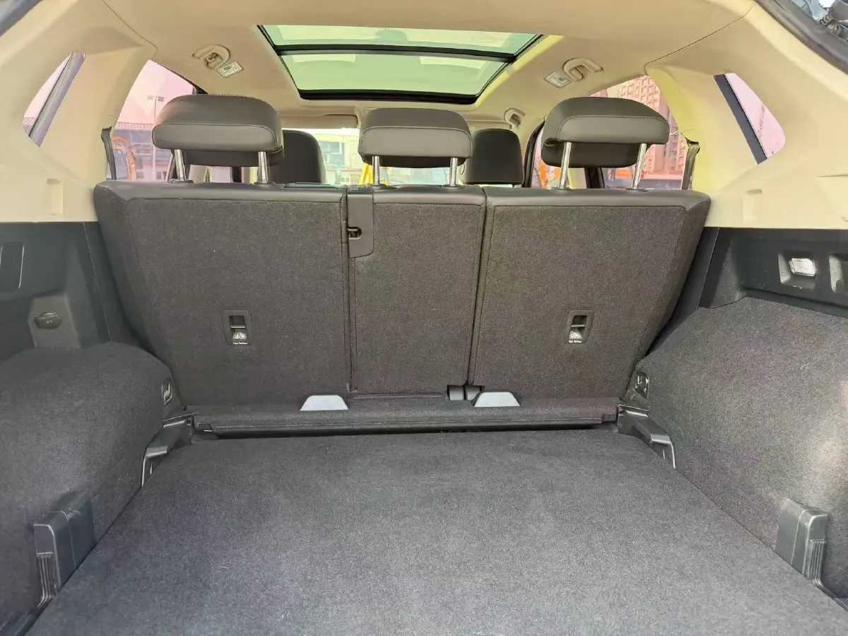 2020 Volkswagen Tayron 2.0T 186HP L4 7DCT,autocango,china used car exporter,china ev exporter,chinese used car exporter,chinese used ev exporter