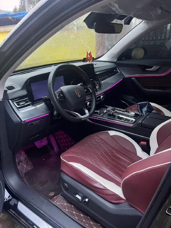 2023 HongQi HS5 2.0T 252HP L4 8AT,autocango,china used car exporter,china ev exporter,chinese used car exporter,chinese used ev exporter