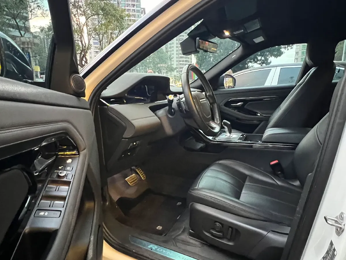 2020 Land Rover Range Rover Evoque 2.0T 249HP L4 9AT,autocango,china used car exporter,china ev exporter,chinese used car exporter,chinese used ev exporter