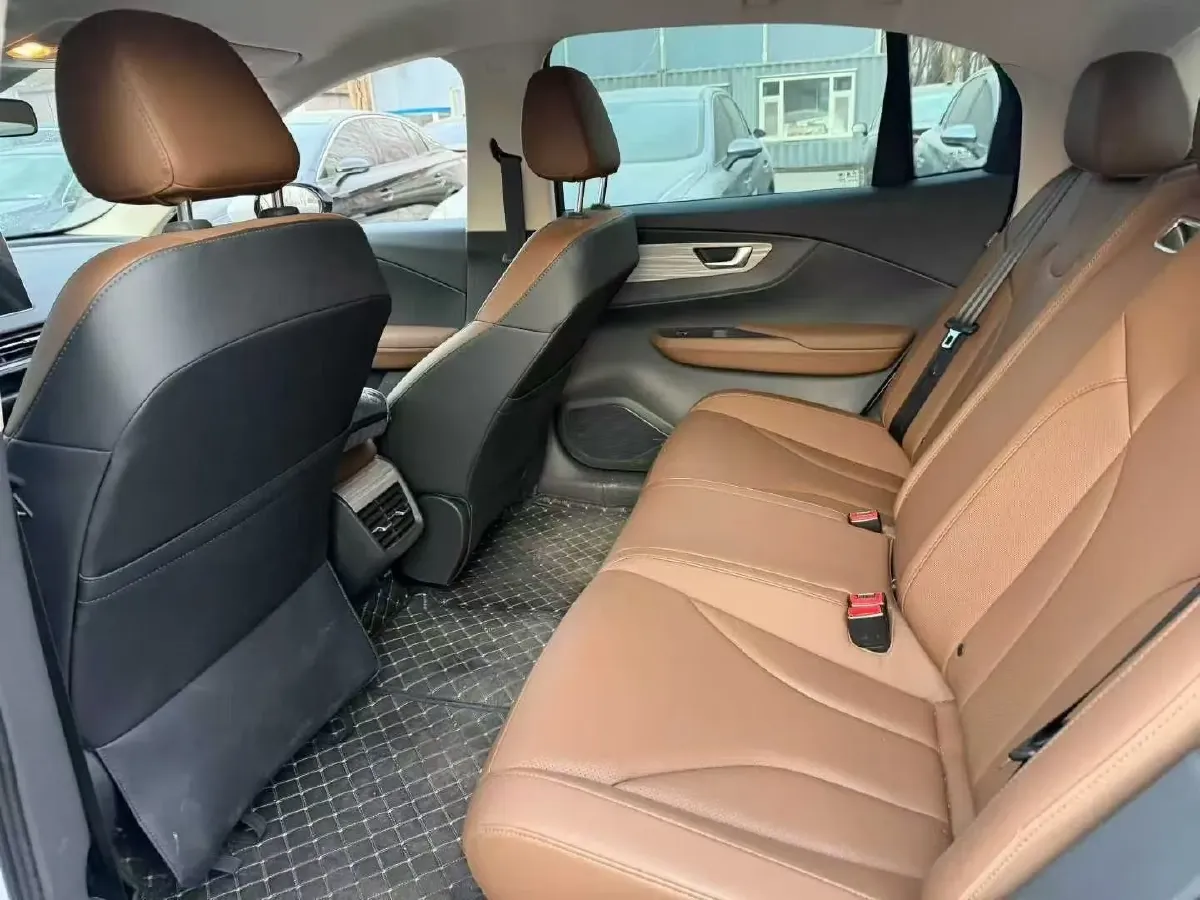 2024 HongQi E-QM5 BEV 72KWH,autocango,china used car exporter,china ev exporter,chinese used car exporter,chinese used ev exporter