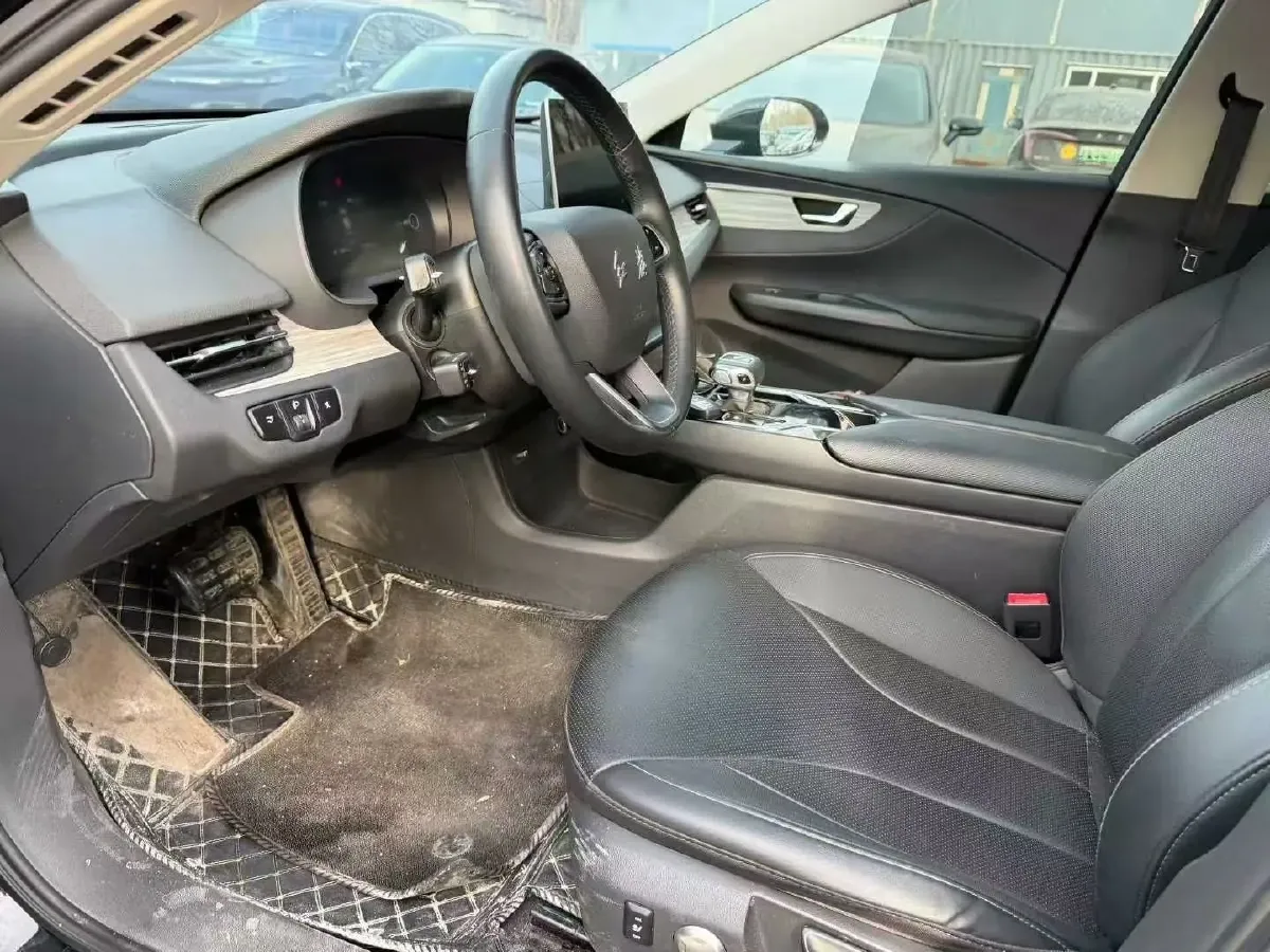 2023 HongQi E-QM5 BEV 82KWH,autocango,china used car exporter,china ev exporter,chinese used car exporter,chinese used ev exporter