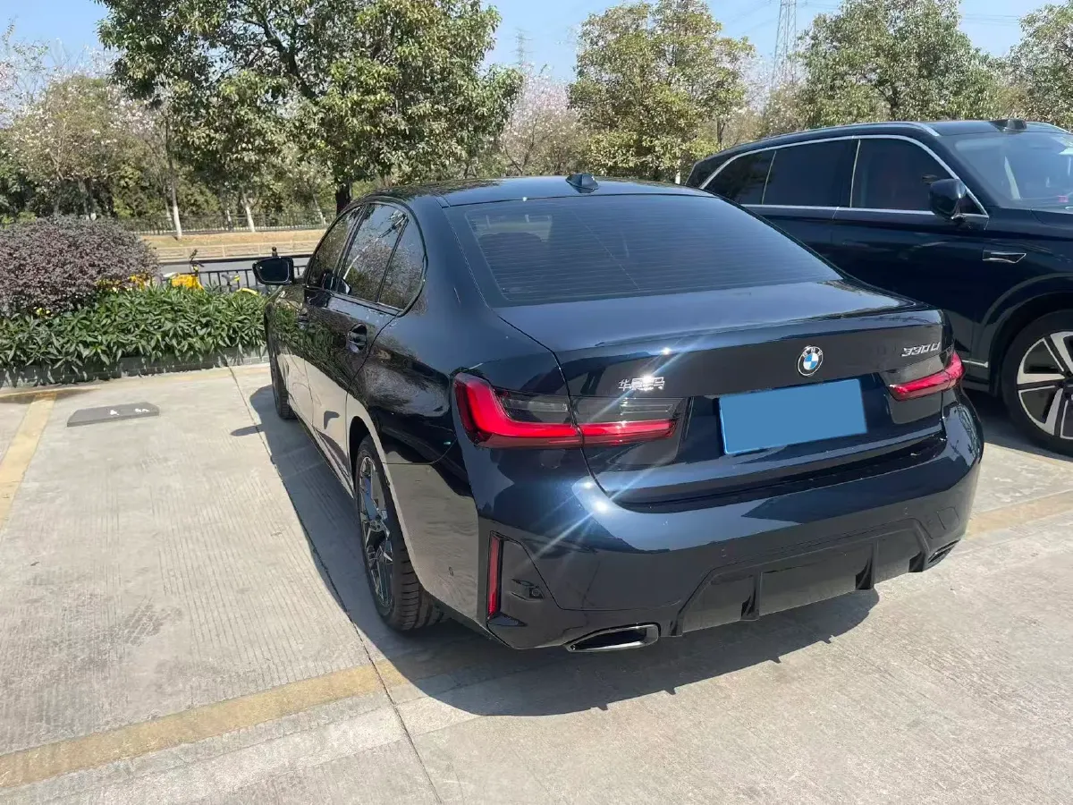 2025 BMW 3 Series 2.0T 245HP L4 8AT,autocango,china used car exporter,china ev exporter,chinese used car exporter,chinese used ev exporter