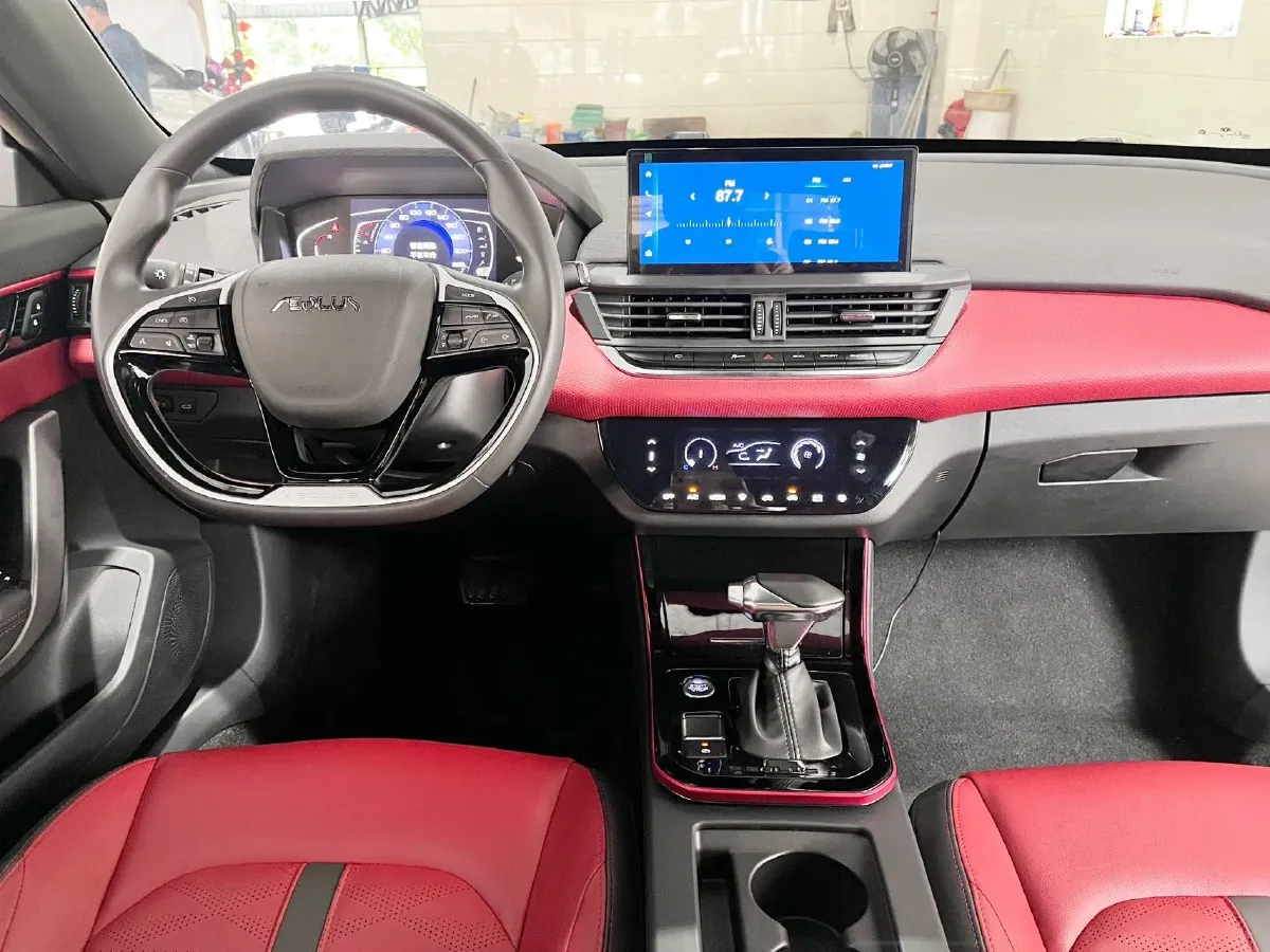 2022 DongFeng Aeolus YiXuan 1.5T 150HP L4 6DCT,autocango,china used car exporter,china ev exporter,chinese used car exporter,chinese used ev exporter