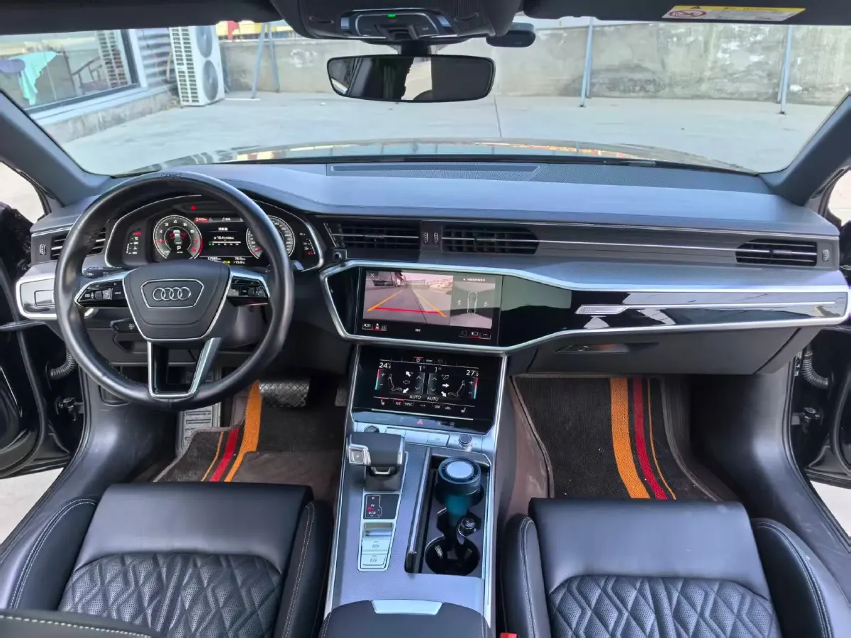 2025 Audi A6L 2.0T 245HP L4 7DCT,autocango,china used car exporter,china ev exporter,chinese used car exporter,chinese used ev exporter