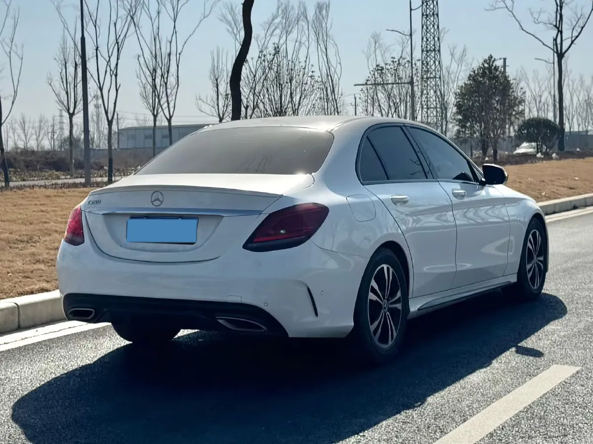 2020 Mercedes-Benz C Class 1.5T 184HP L4 9AT,autocango,china used car exporter,china ev exporter,chinese used car exporter,chinese used ev exporter