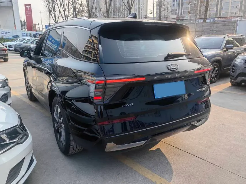 2023 Ford Edge 2.0T 252HP L4 8AT,autocango,china used car exporter,china ev exporter,chinese used car exporter,chinese used ev exporter
