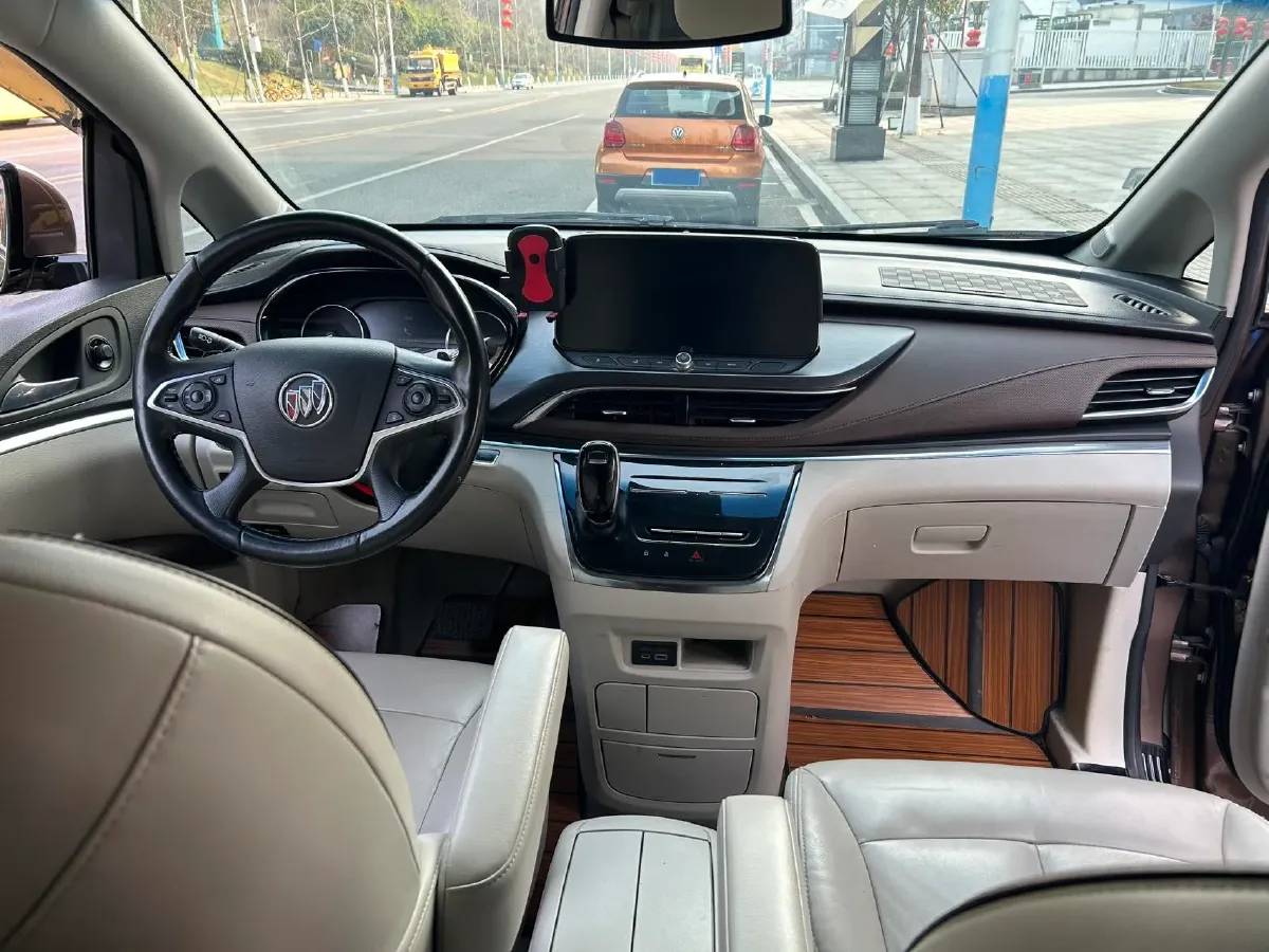 2020 Buick GL8 2.0T 237HP L4 9AT,autocango,china used car exporter,china ev exporter,chinese used car exporter,chinese used ev exporter