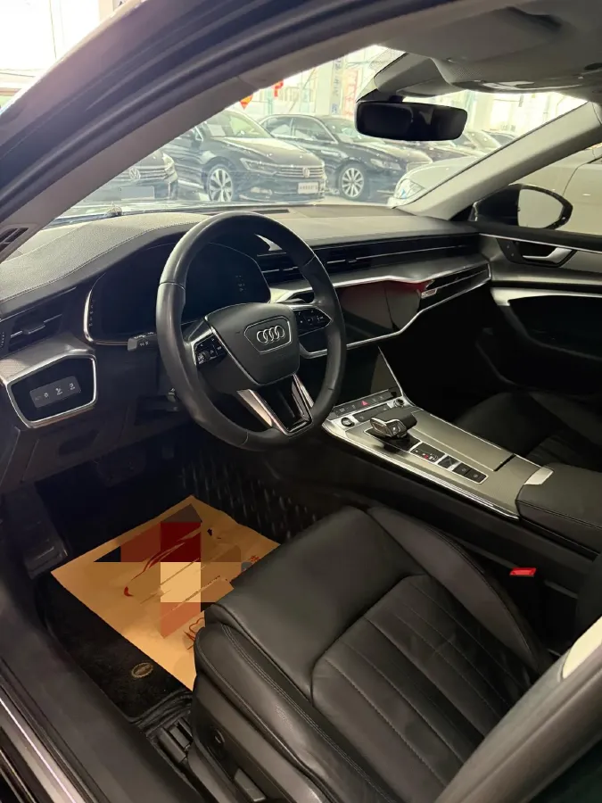 2021 Audi A6L 2.0T 190HP L4 7DCT,autocango,china used car exporter,china ev exporter,chinese used car exporter,chinese used ev exporter