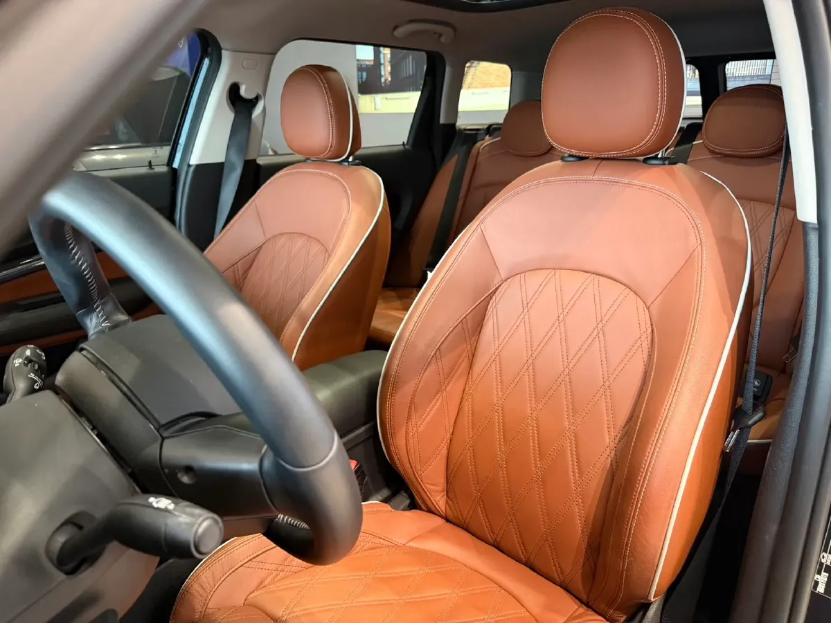 2022 MINI CLUBMAN 1.5T 136HP L3 7DCT,autocango,china used car exporter,china ev exporter,chinese used car exporter,chinese used ev exporter