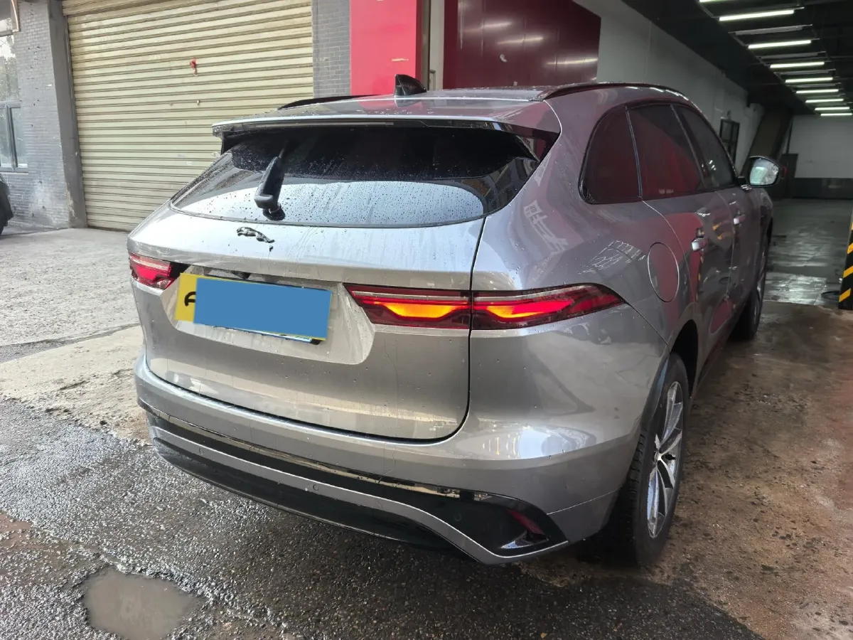 2024 Jaguar F-PACE 2.0T 250HP L4 8AT,autocango,china used car exporter,china ev exporter,chinese used car exporter,chinese used ev exporter
