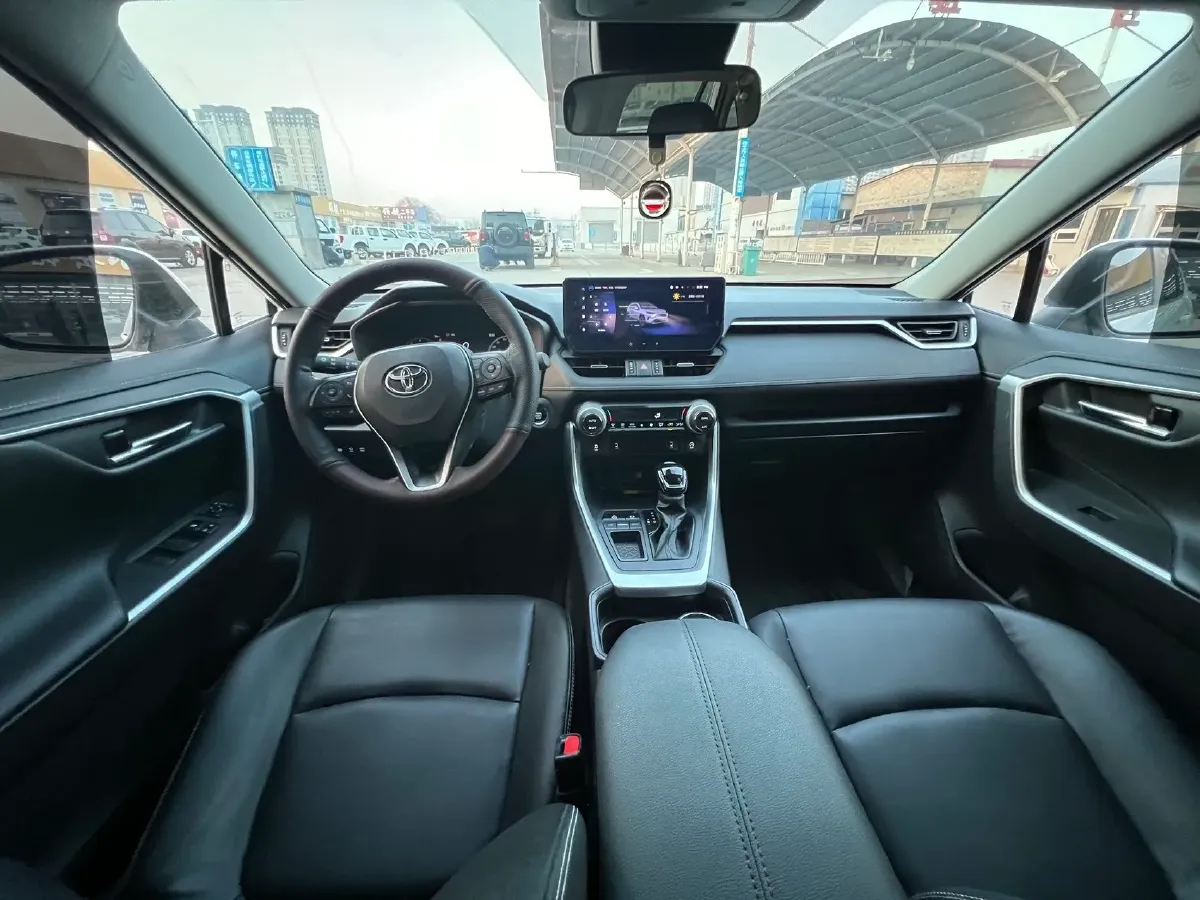 2023 Toyota RAV4 2.0L 171HP L4 CVT,autocango,china used car exporter,china ev exporter,chinese used car exporter,chinese used ev exporter