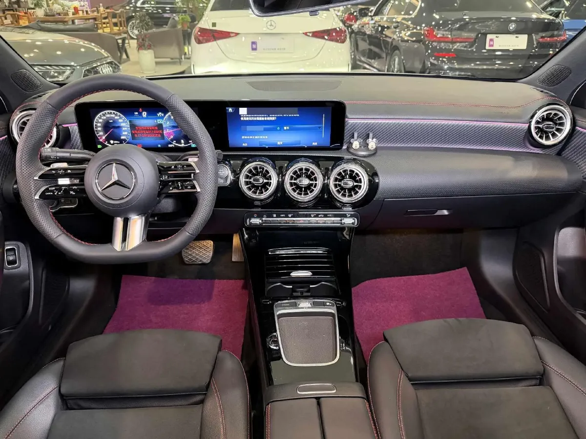 2024 Mercedes-Benz A Class 1.3T 163HP L4 7DCT,autocango,china used car exporter,china ev exporter,chinese used car exporter,chinese used ev exporter