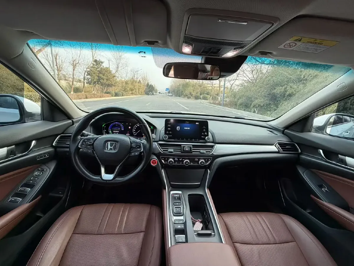 2019 Honda Inspire 2.0L 146HP L4 E-CVT Hybrid,autocango,china used car exporter,china ev exporter,chinese used car exporter,chinese used ev exporter