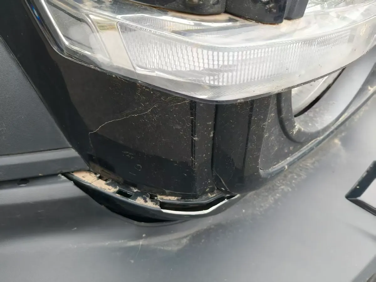 2024 Tank 300 2.0T 227HP L4 8AT,autocango,china used car exporter,china ev exporter,chinese used car exporter,chinese used ev exporter