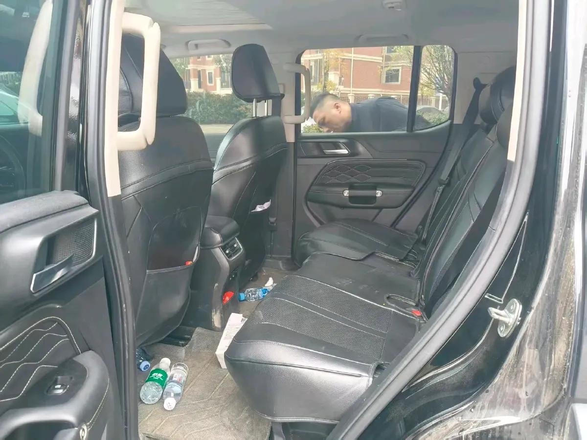 2024 Tank 300 2.0T 227HP L4 8AT,autocango,china used car exporter,china ev exporter,chinese used car exporter,chinese used ev exporter