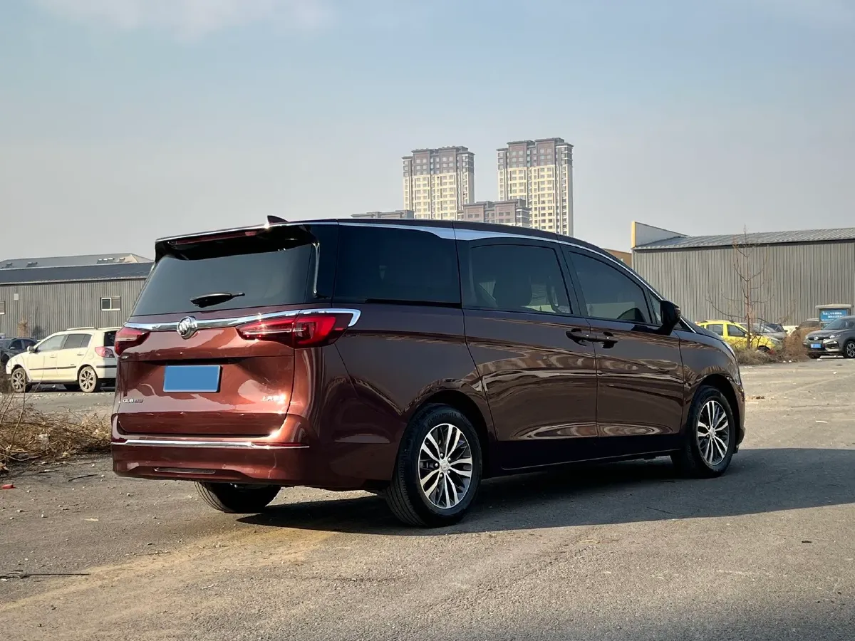 2022 Buick GL8 2.0T 237HP L4 9AT,autocango,china used car exporter,china ev exporter,chinese used car exporter,chinese used ev exporter