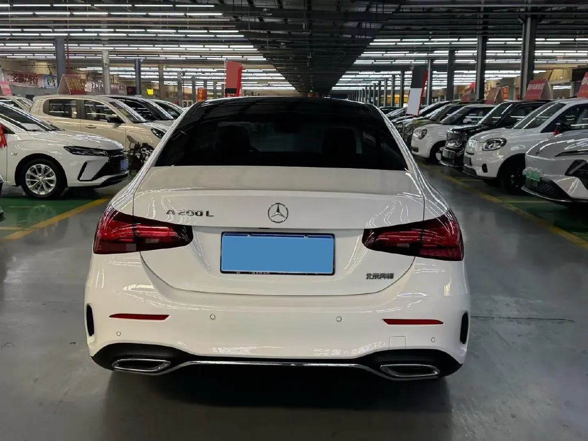 2022 Mercedes-Benz A Class 1.3T 163HP L4 7DCT,autocango,china used car exporter,china ev exporter,chinese used car exporter,chinese used ev exporter