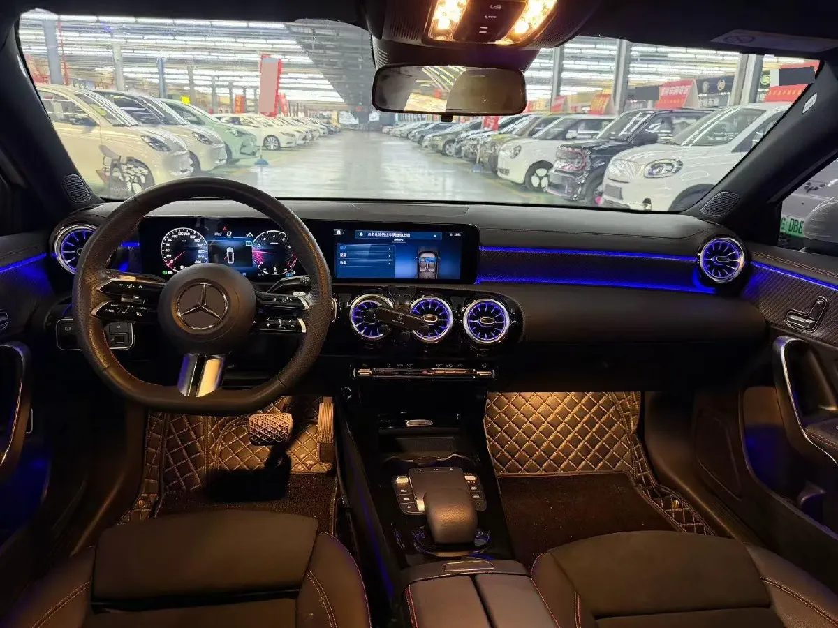 2022 Mercedes-Benz A Class 1.3T 163HP L4 7DCT,autocango,china used car exporter,china ev exporter,chinese used car exporter,chinese used ev exporter