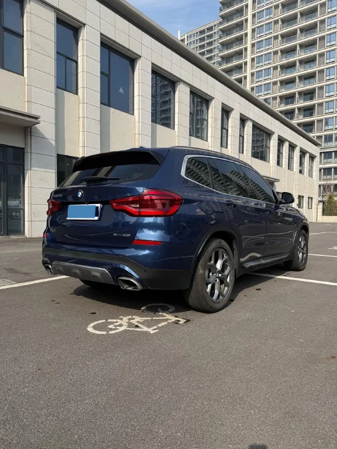 2021 BMW X3 2.0T 224HP L4 8AT,autocango,china used car exporter,china ev exporter,chinese used car exporter,chinese used ev exporter