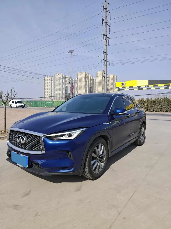 2018 Infiniti QX30 2.0T 211HP L4 7DCT,autocango,china used car exporter,china ev exporter,chinese used car exporter,chinese used ev exporter