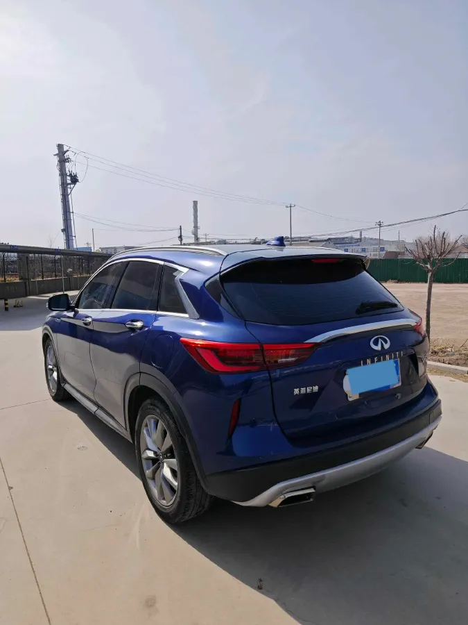 2018 Infiniti QX30 2.0T 211HP L4 7DCT,autocango,china used car exporter,china ev exporter,chinese used car exporter,chinese used ev exporter
