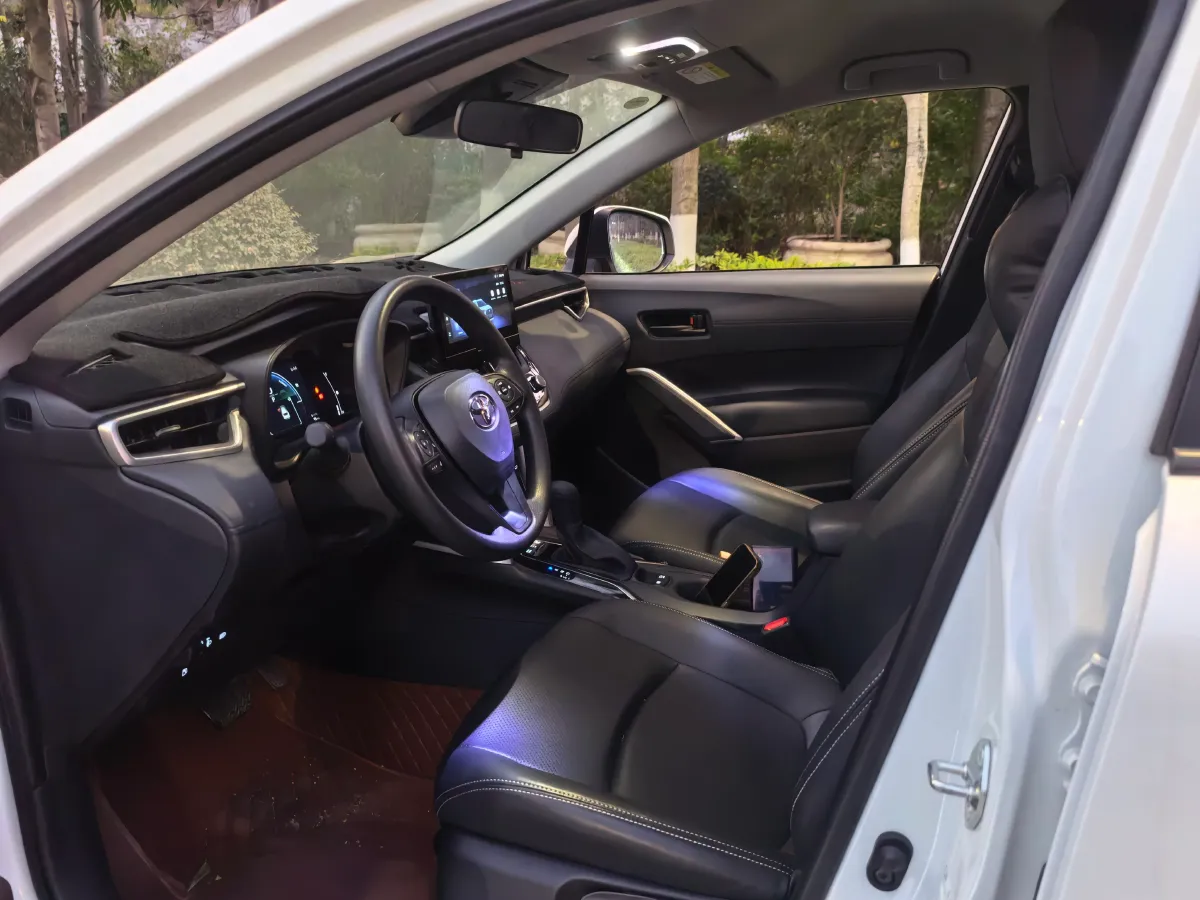 2024 Toyota Corolla Cross 2.0L 152HP L4 E-CVT Hybrid,autocango,china used car exporter,china ev exporter,chinese used car exporter,chinese used ev exporter