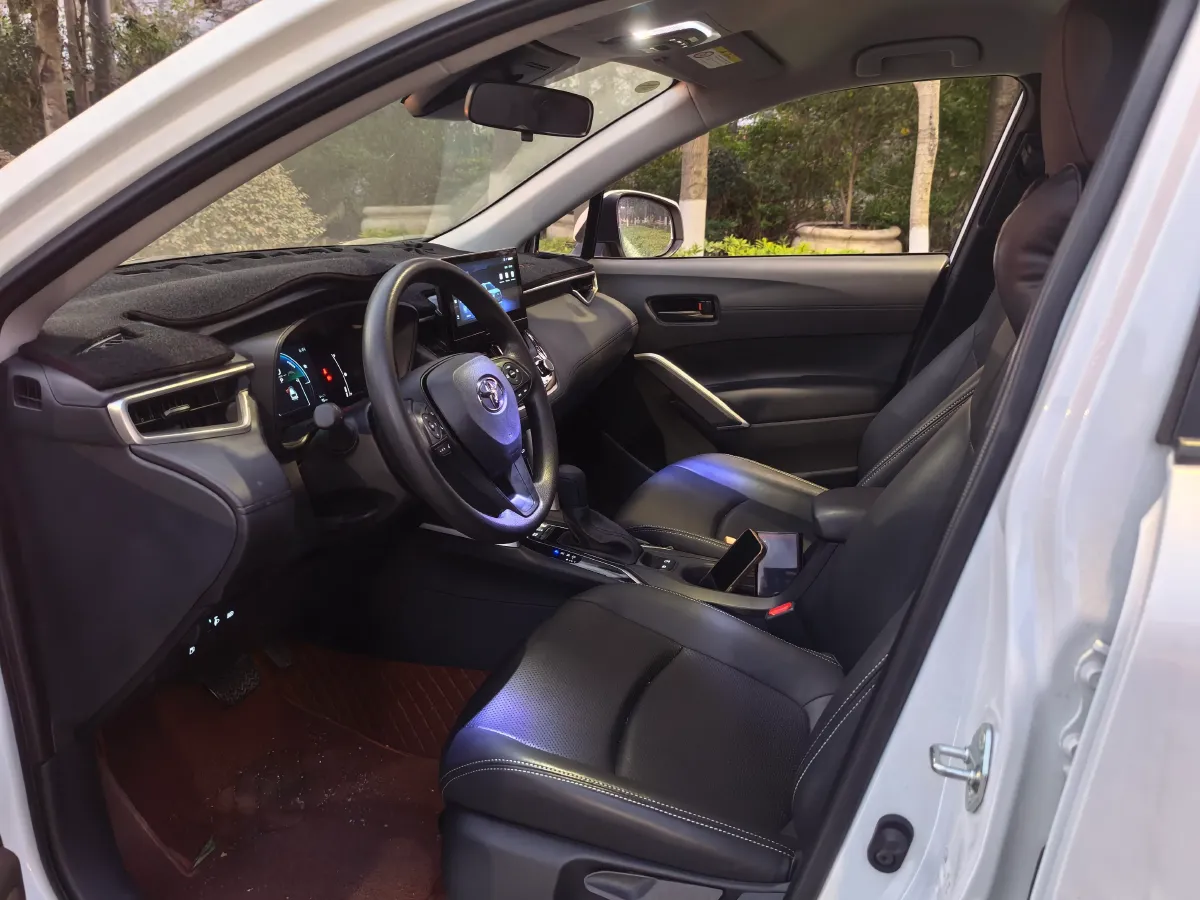 2024 Toyota Corolla Cross 2.0L 152HP L4 E-CVT Hybrid,autocango,china used car exporter,china ev exporter,chinese used car exporter,chinese used ev exporter