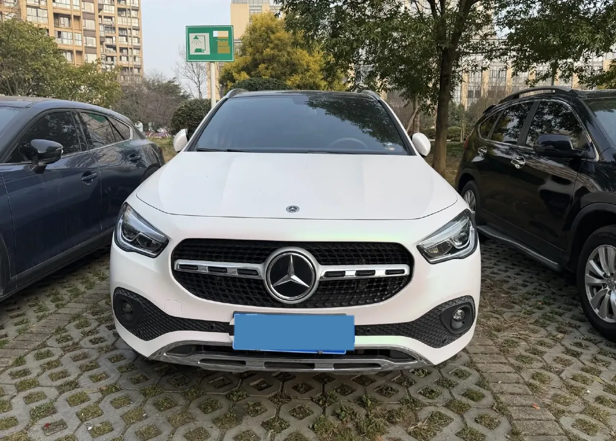 2020 Mercedes-Benz GLA Class 1.3T 163HP L4 7DCT,autocango,china used car exporter,china ev exporter,chinese used car exporter,chinese used ev exporter