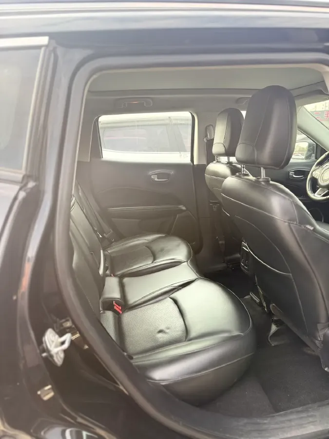 2017 Jeep Compass 1.4T 165HP L4 7DCT,autocango,china used car exporter,china ev exporter,chinese used car exporter,chinese used ev exporter