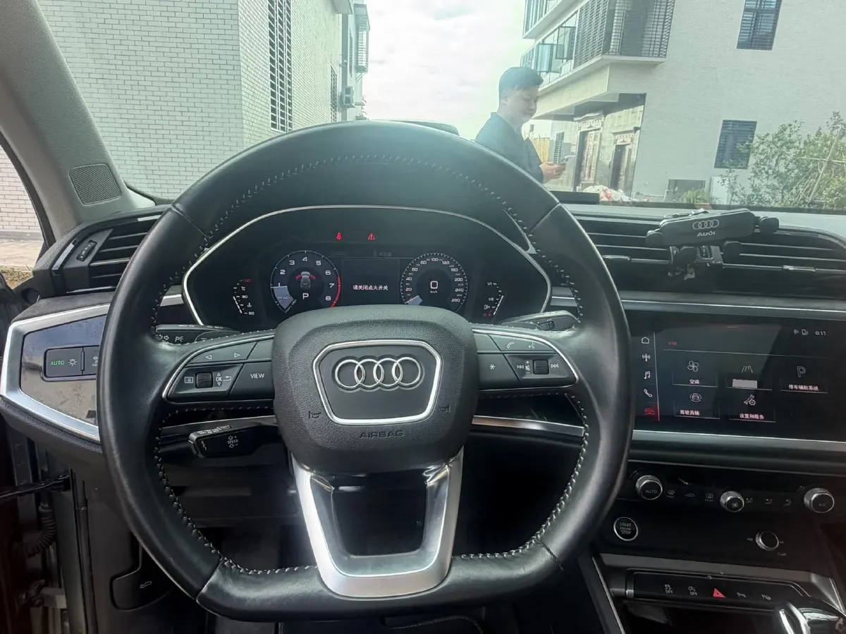 2021 Audi Q3 1.4T 150HP L4 7DCT,autocango,china used car exporter,china ev exporter,chinese used car exporter,chinese used ev exporter