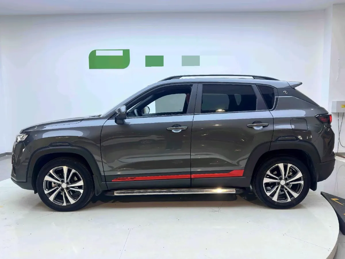 2022 ChangAn CS35 Plus 1.4T 160HP L4 7DCT,autocango,china used car exporter,china ev exporter,chinese used car exporter,chinese used ev exporter