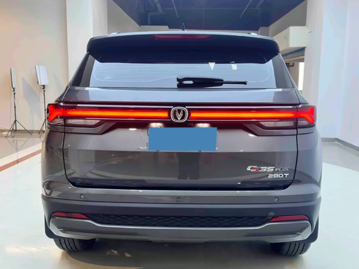 2022 ChangAn CS35 Plus 1.4T 160HP L4 7DCT,autocango,china used car exporter,china ev exporter,chinese used car exporter,chinese used ev exporter