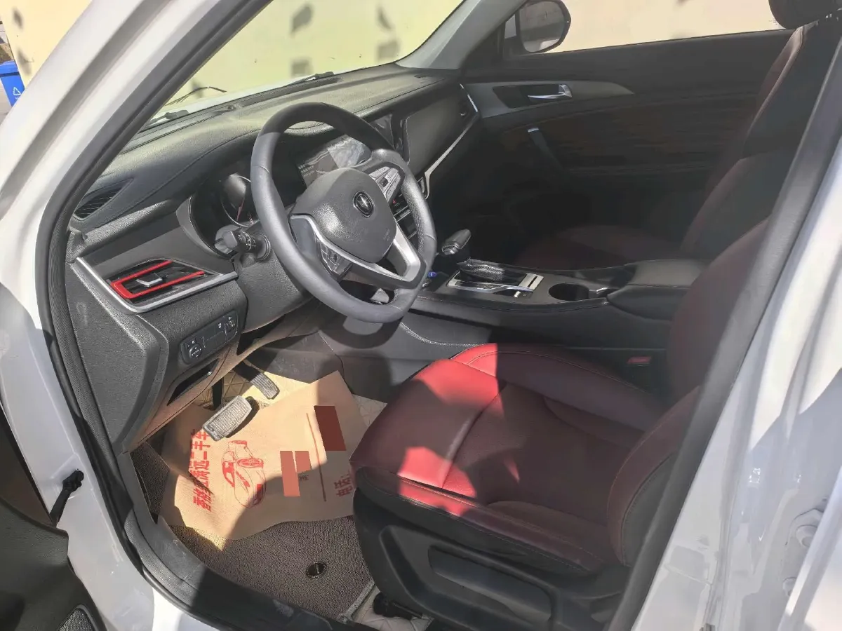 2019 ChangAn CS35 Plus 1.4T 158HP L4 7DCT,autocango,china used car exporter,china ev exporter,chinese used car exporter,chinese used ev exporter