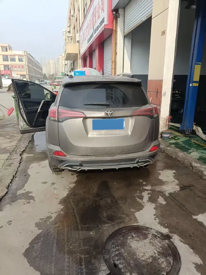 2019 Toyota Camry 2.0L 178HP L4 CVT,autocango,china used car exporter,china ev exporter,chinese used car exporter,chinese used ev exporter