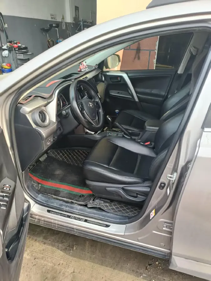 2019 Toyota Camry 2.0L 178HP L4 CVT,autocango,china used car exporter,china ev exporter,chinese used car exporter,chinese used ev exporter