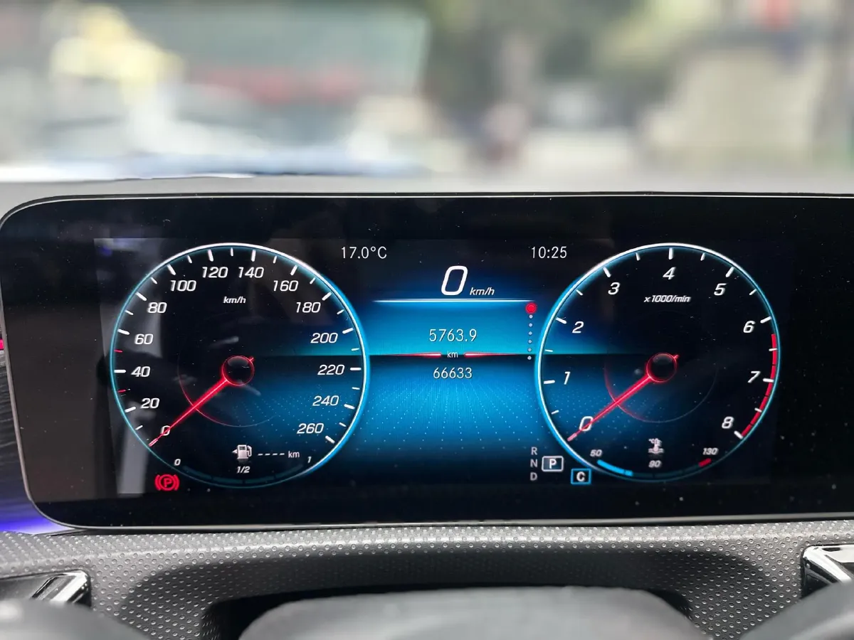 2022 Mercedes-Benz CLA Class 2.0T 224HP L4 7DCT,autocango,china used car exporter,china ev exporter,chinese used car exporter,chinese used ev exporter