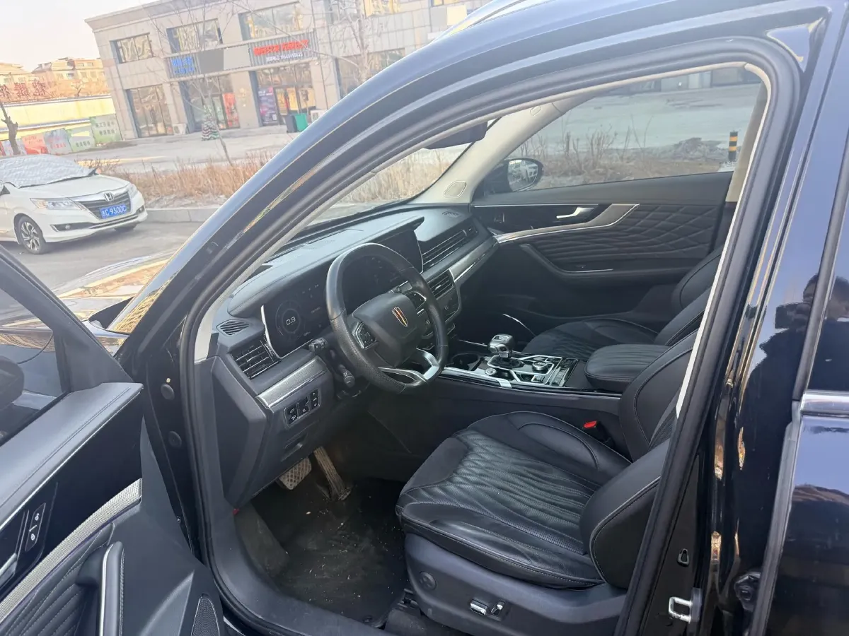 2022 HongQi HS5 2.0T 224HP L4 6AT,autocango,china used car exporter,china ev exporter,chinese used car exporter,chinese used ev exporter