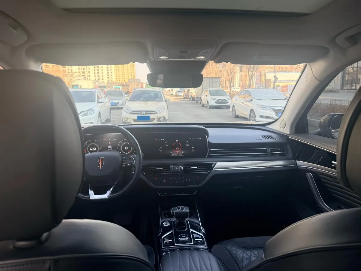 2022 HongQi HS5 2.0T 224HP L4 6AT,autocango,china used car exporter,china ev exporter,chinese used car exporter,chinese used ev exporter