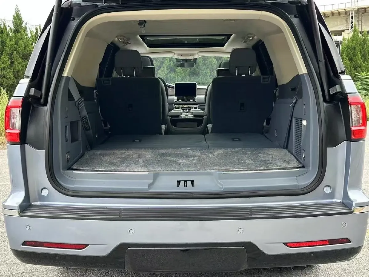 2020 Lincoln Navigator 3.5T 388HP V6 10AT,autocango,china used car exporter,china ev exporter,chinese used car exporter,chinese used ev exporter